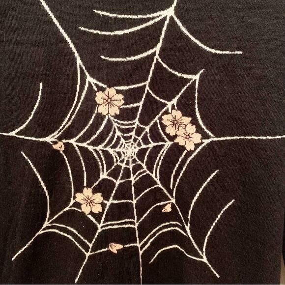 Sasquatch Fabrix Black Floral Spider Web Men's Sweater Unisex Rare Halloween - Picture 2 of 6